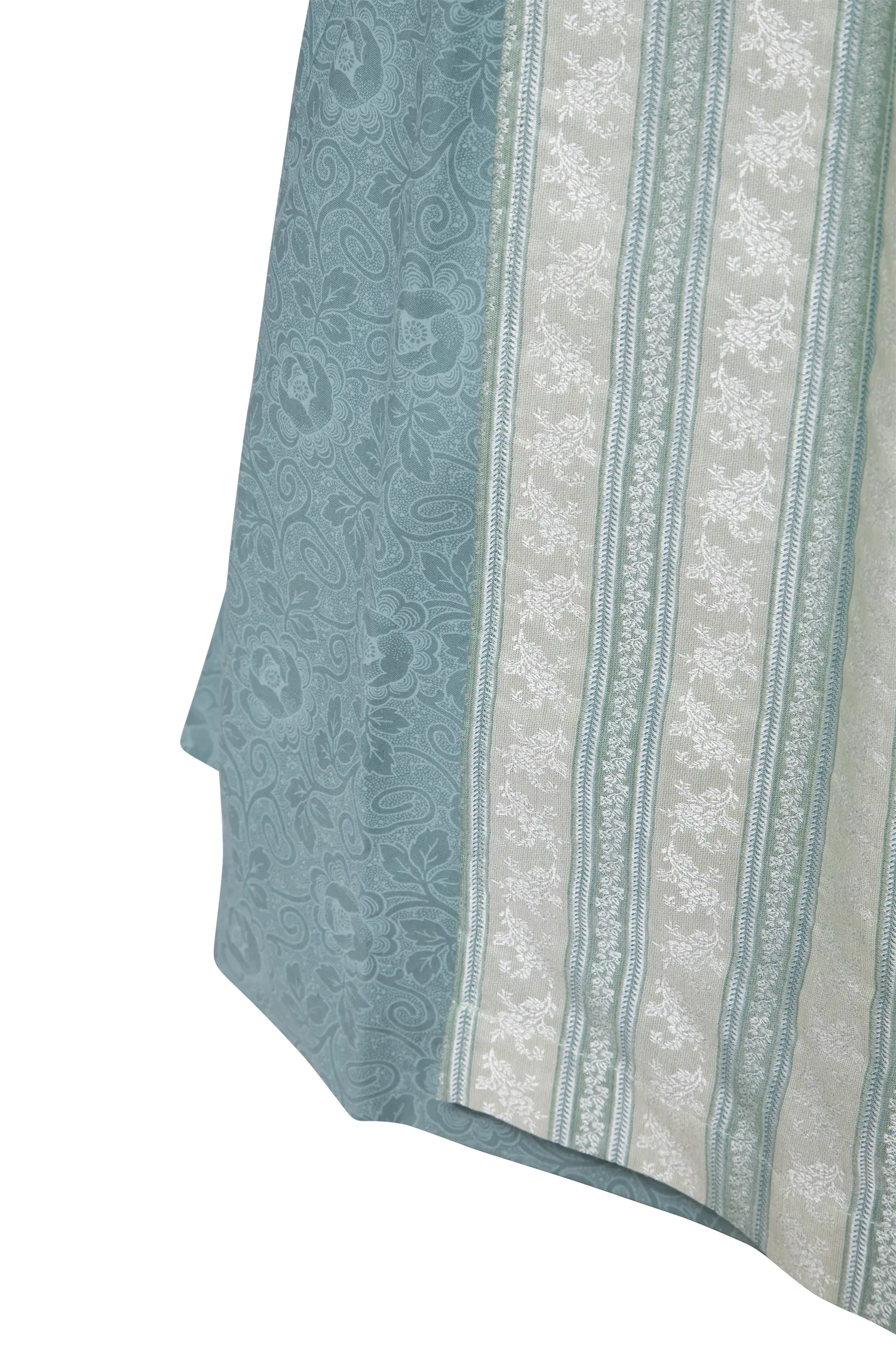 3041-1542-gn4-23-11-290012 Langes limitiertes Dirndl Bernadette in mint - Detail Rock