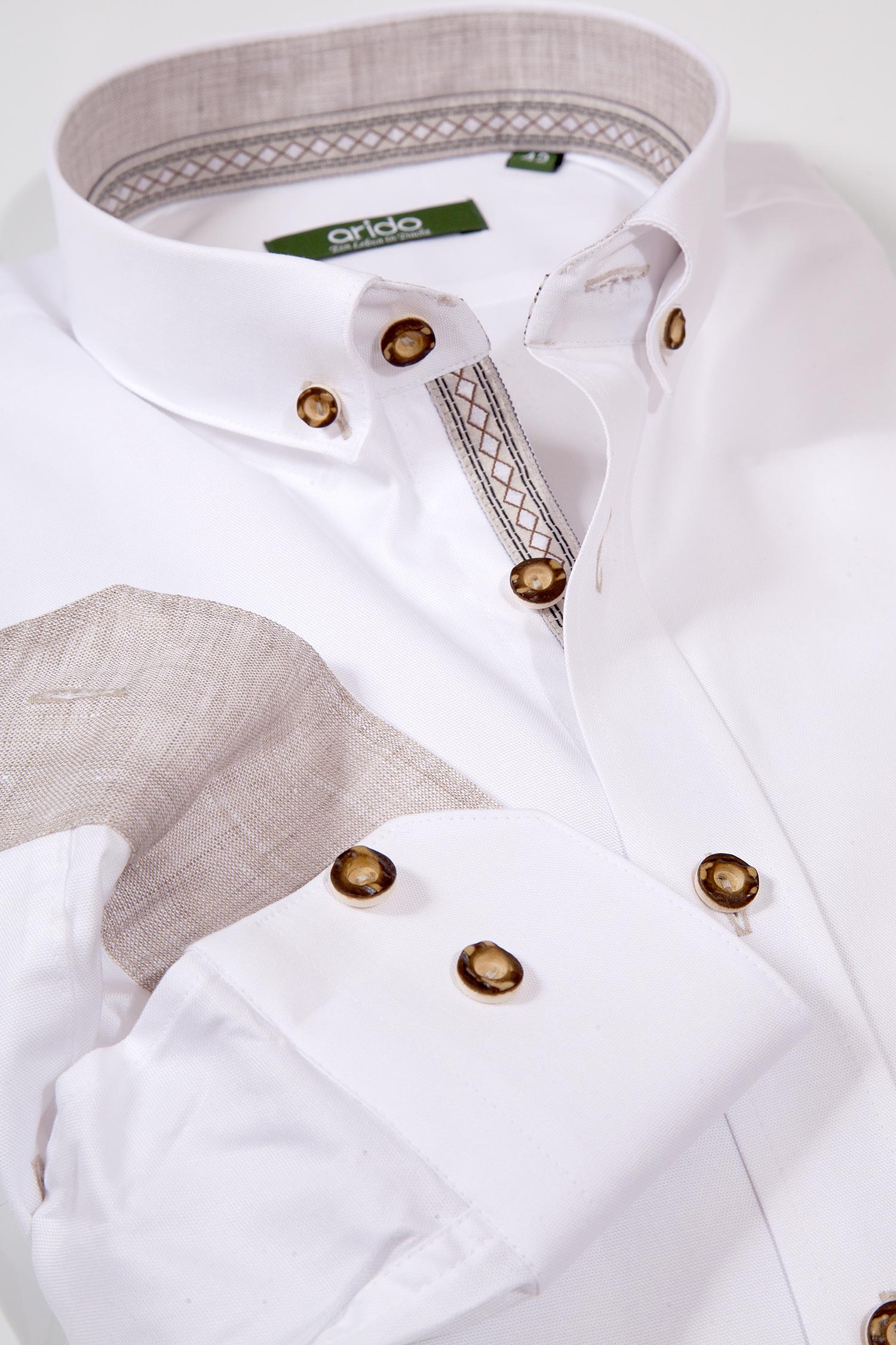 trachtenhemd-weiss-arido-1514-1093-ws3-20-02d-6069-b Trachtenhemd von arido in weiß mit Leinen Detail