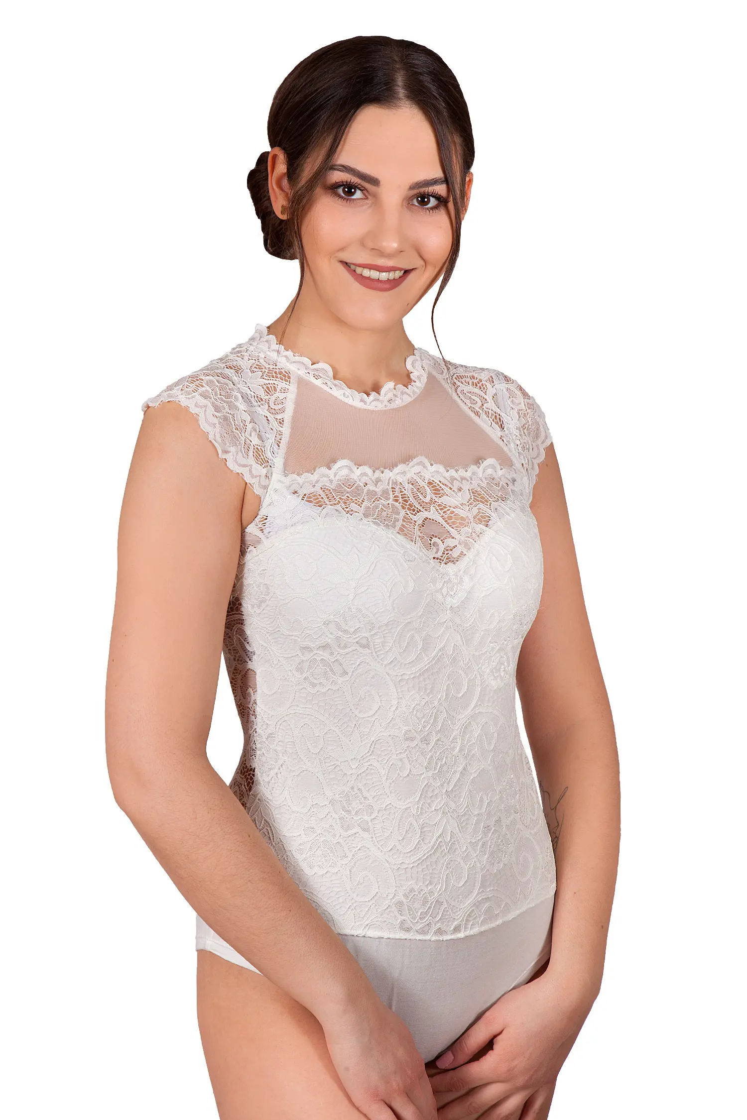 2580-1022-be2-22-02c-9232 Blusenbody Romy in weiß aus Spitze hochgeschlossen