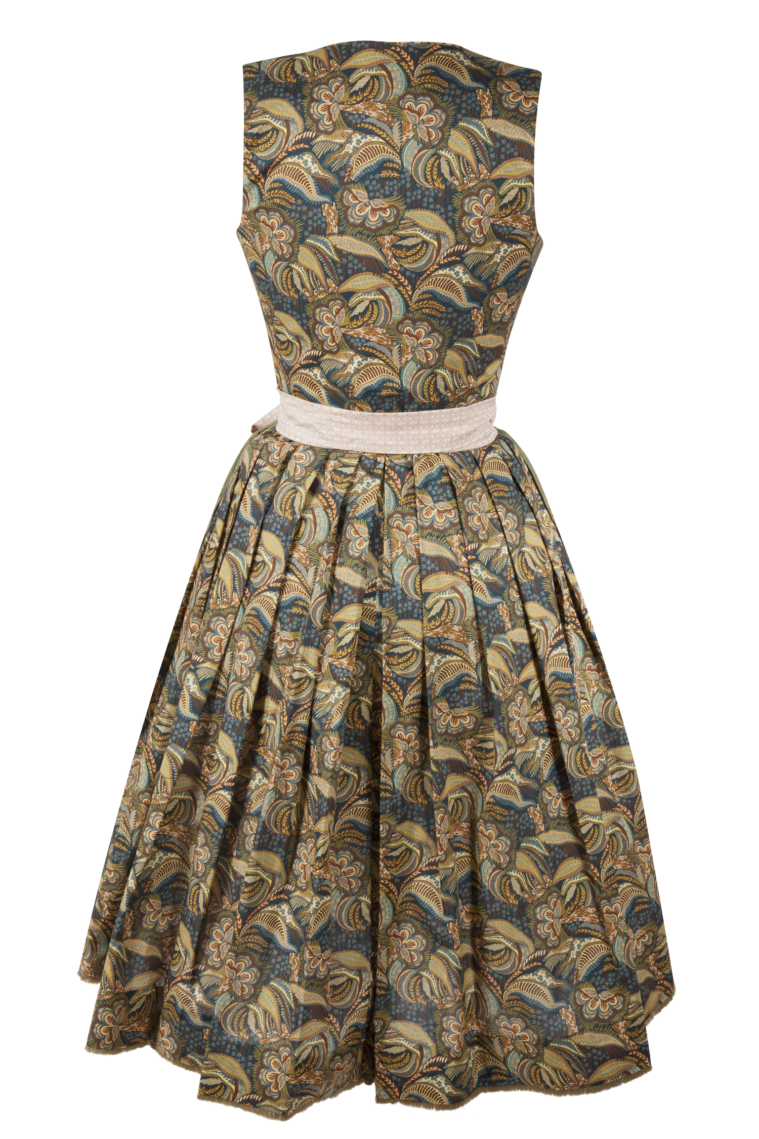 3099-0310-ol5-23-07b-1174 Sportalm Dirndl mit extra Taillengürtel - Rückansicht