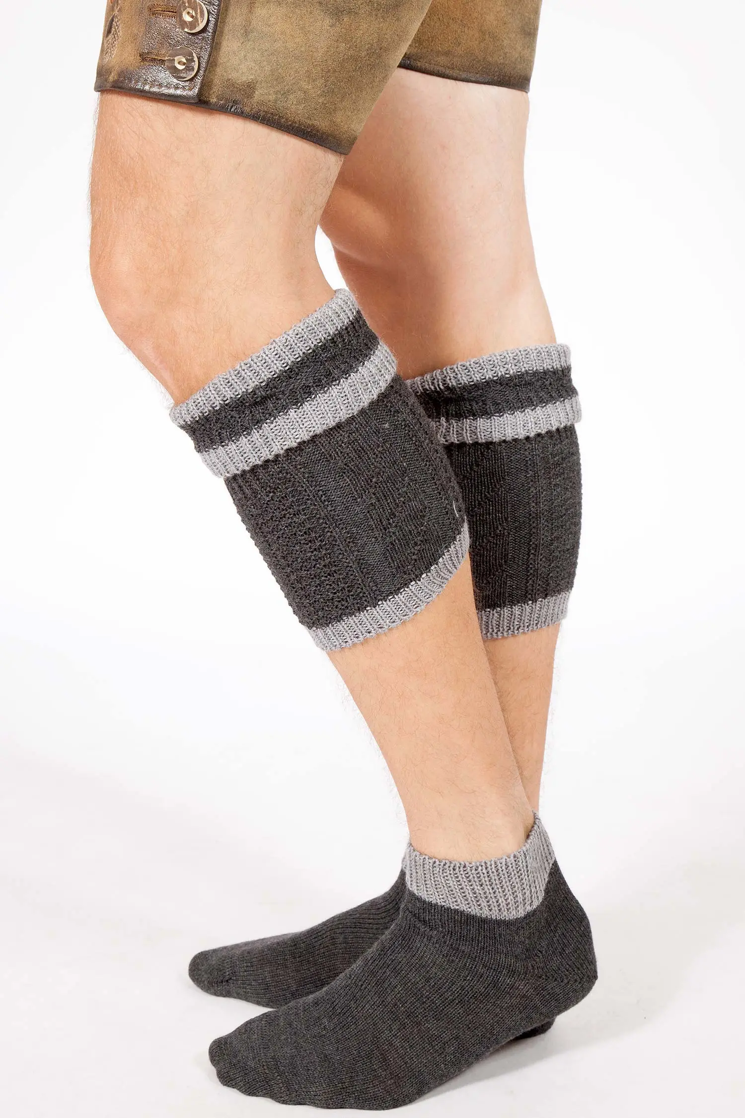 Trachten Loferl für Herren in anthrazit und hellgrau 