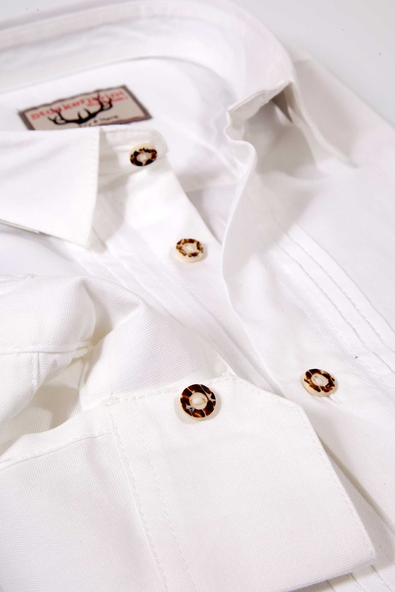 trachtenhemd-weiss-biesen-mika-1511-1064-ws2-18-03a-0786-b Trachtenhemd Mika weiß mit Biesen und Tasche Detail