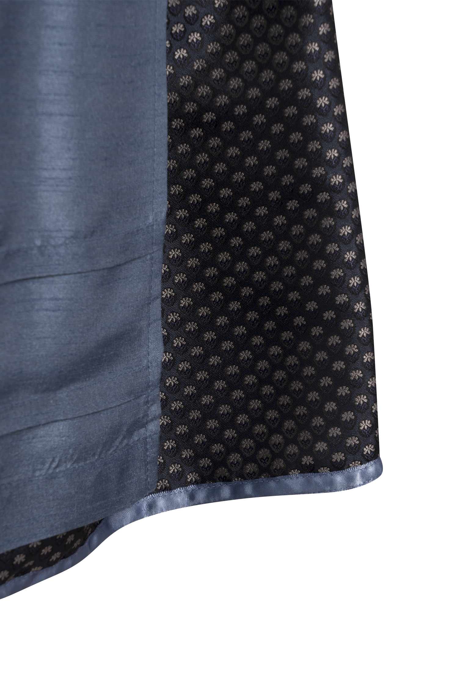 3087-0037-bl8-24-04-2504880 Dirndl Dragee in Blau Detail Rock