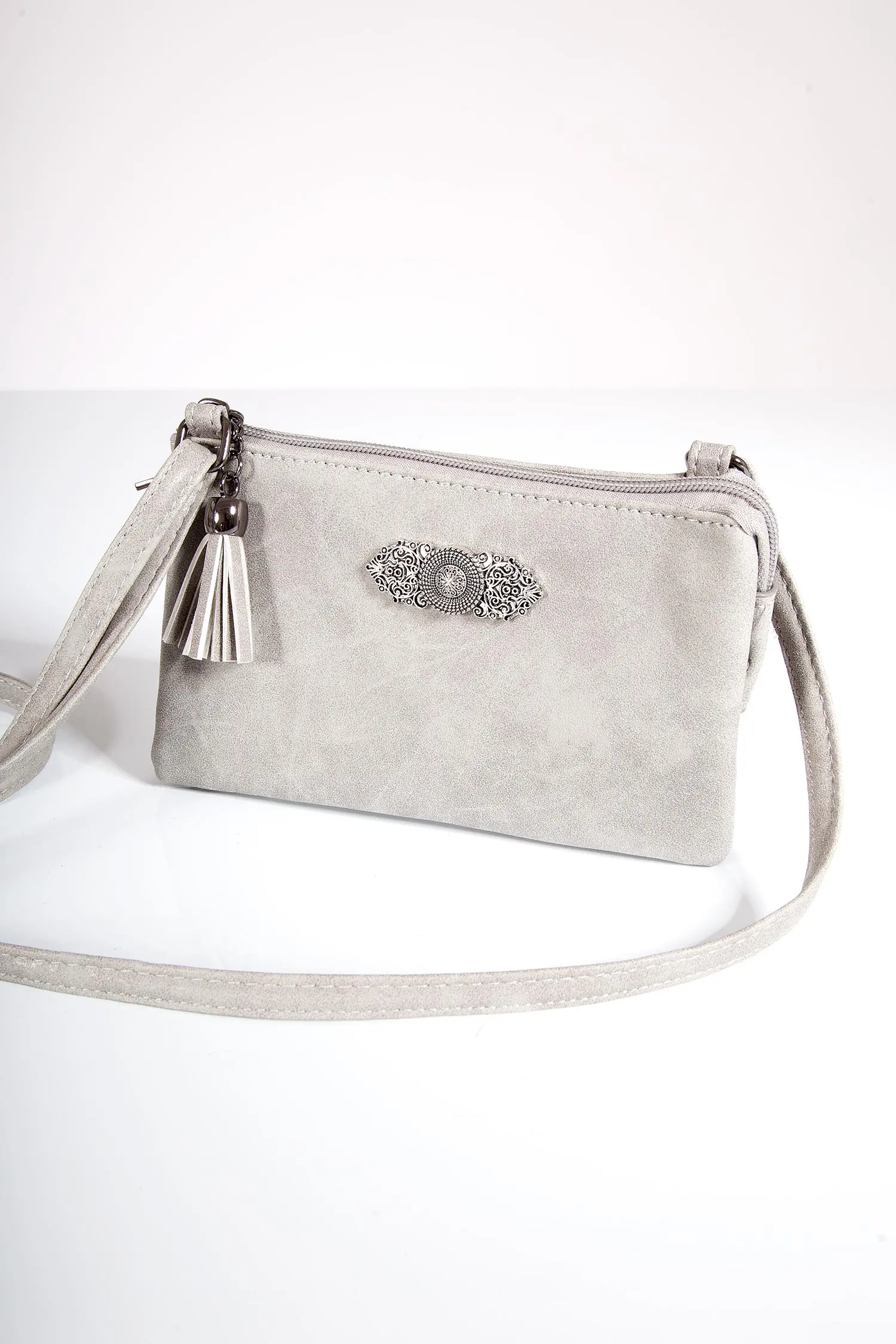 Trachtentasche hellgrau klein Kleine Trachtentasche in hellgrau zum umhängen