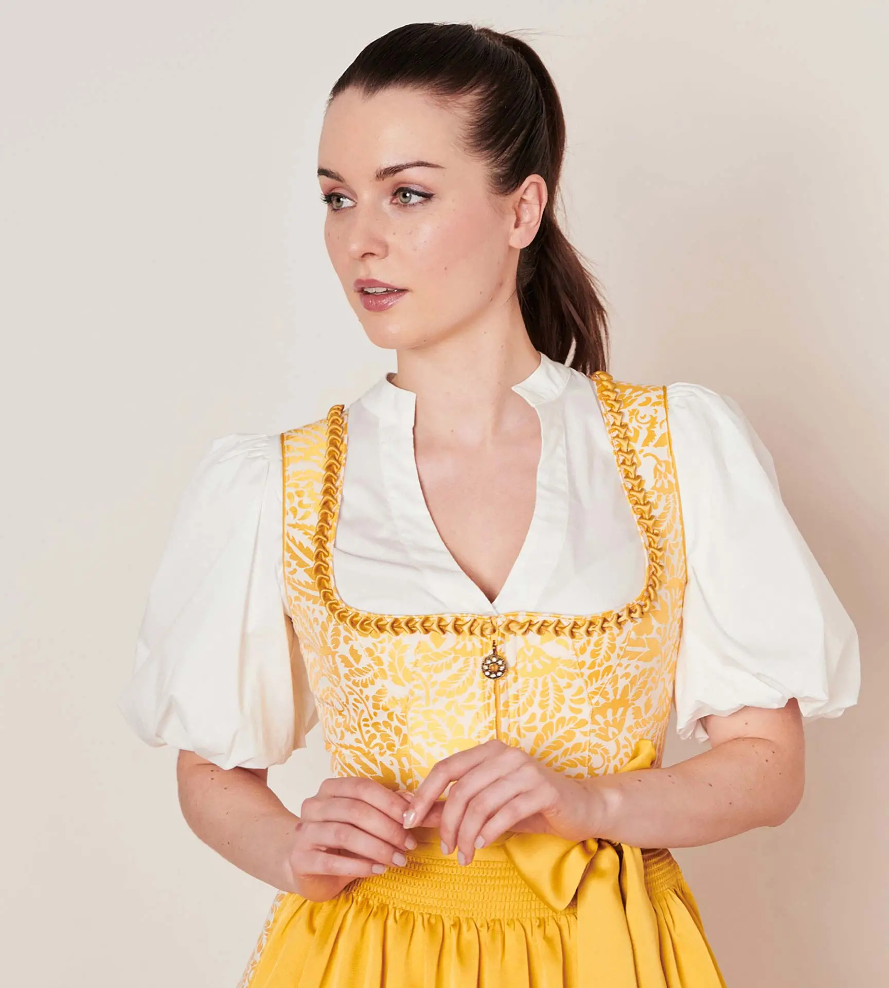 Dirndl in großen Größen