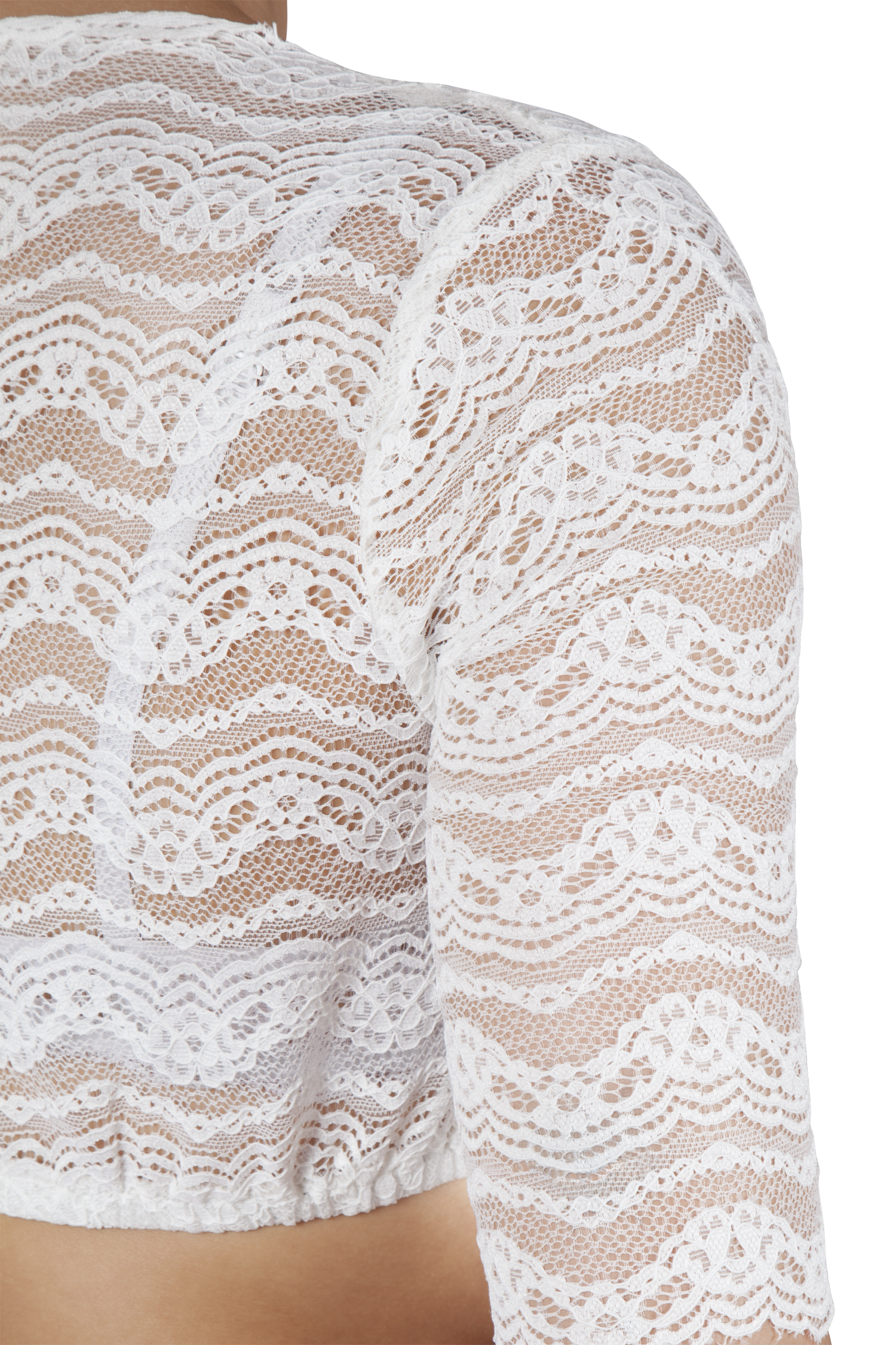 2574-0054-be2-23-06g-0840 Dirndlbluse Gina-Lotta aus Spitze in offwhite - Detail Ärmel