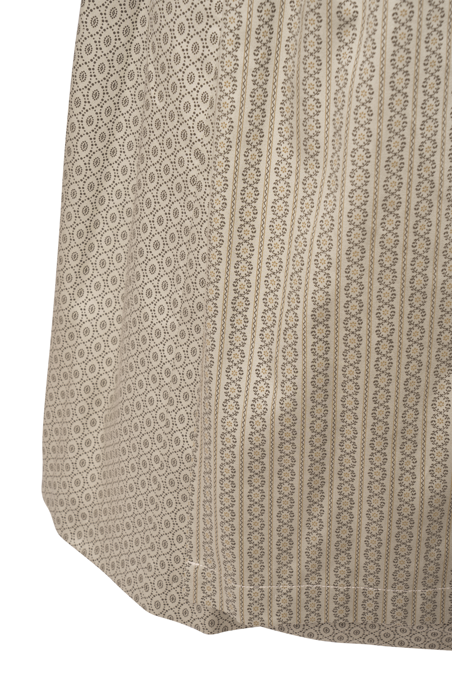 3091-1539-gn3-23-08-09-Di_01571 Dirndl in helloliv von Julias Dirndl - Detail Rock