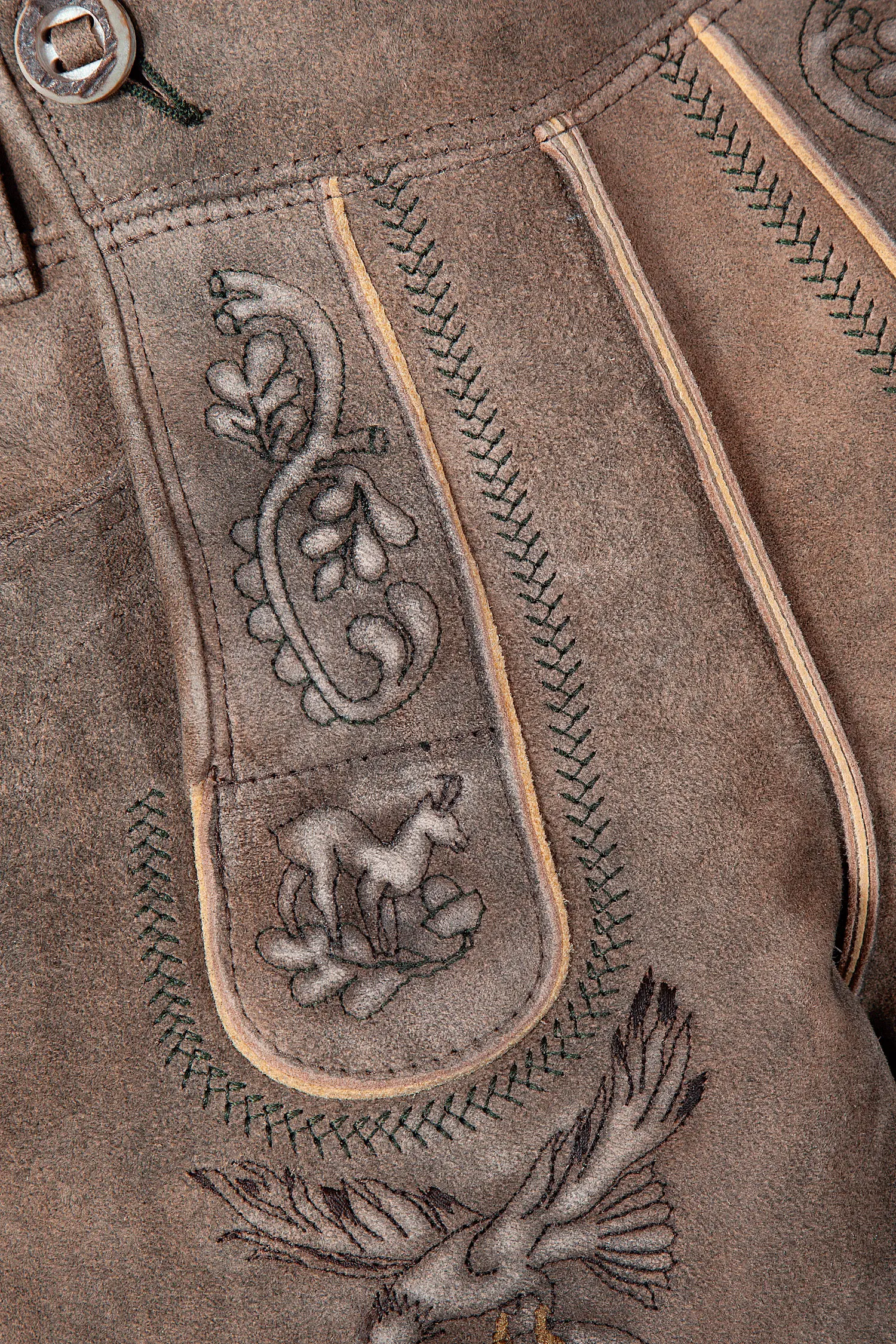 1614-0001-3GN-23-03c-4344c Kurze Lederhose Hohenwerfen in inka von Meindl - Detail Latz