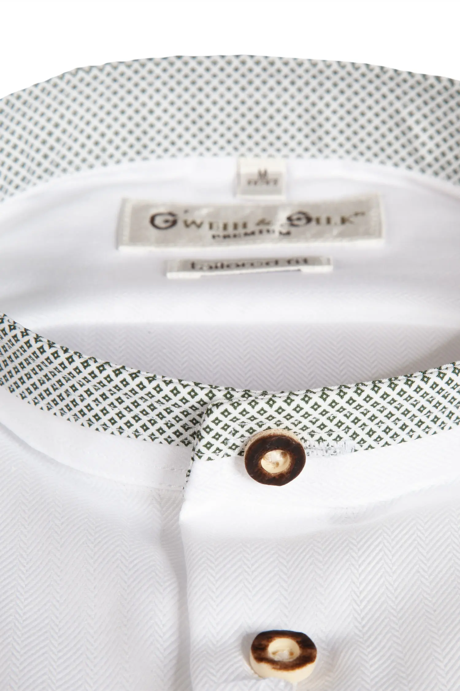 1508-0011-GN323-05-c6898d Trachtenhemd Mondsee in weiß - Detail Kragen